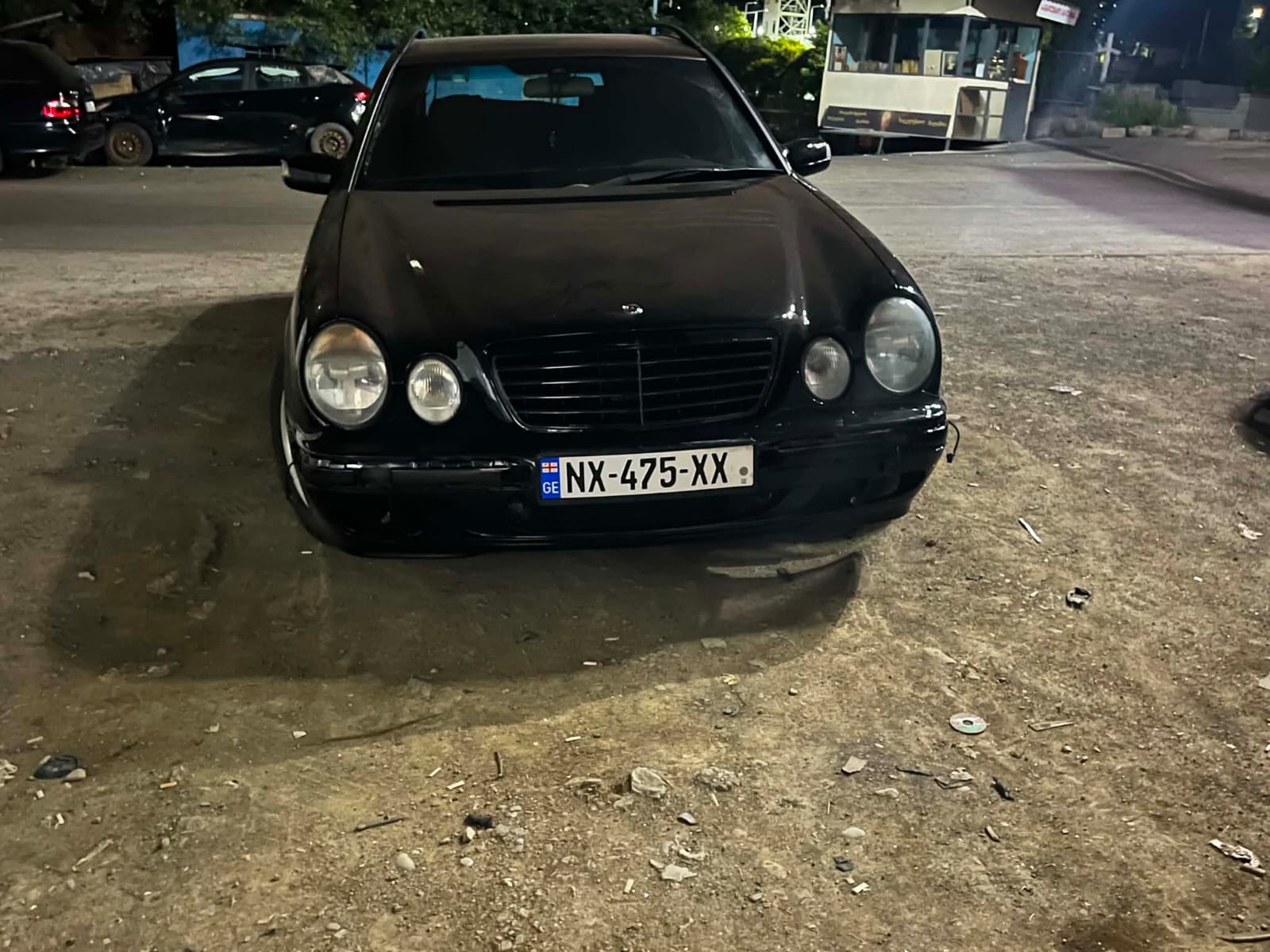 Mercedes W211 — ფოტო